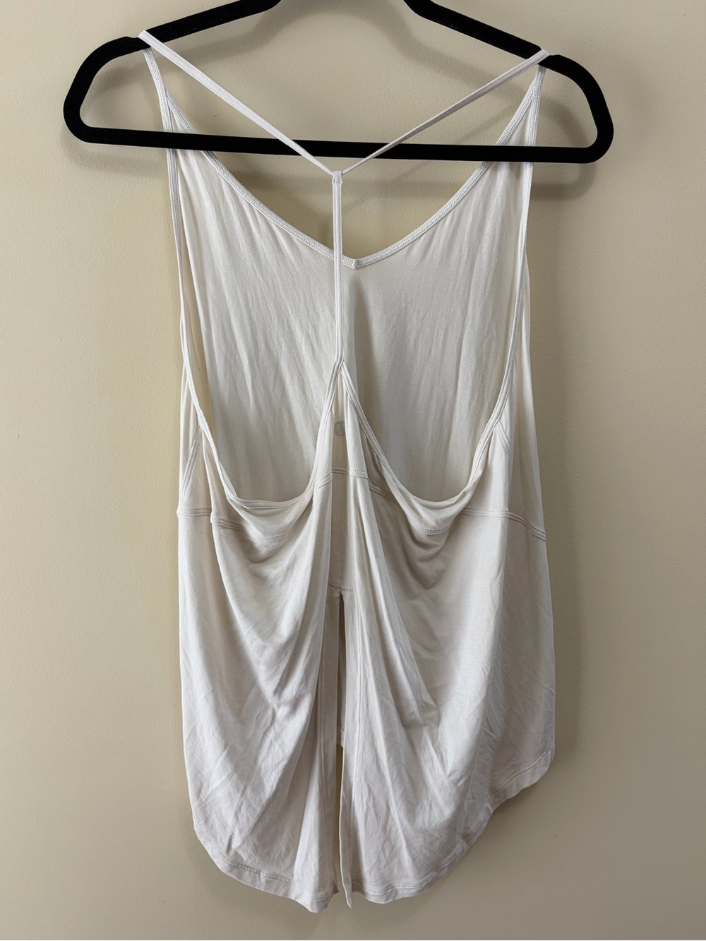 Soft lululemon athletica Modal-Silk blend Tank Top Size 10 Color Bone Like-New